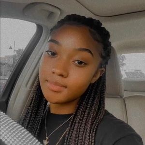 Meet your Posher, Valyncia